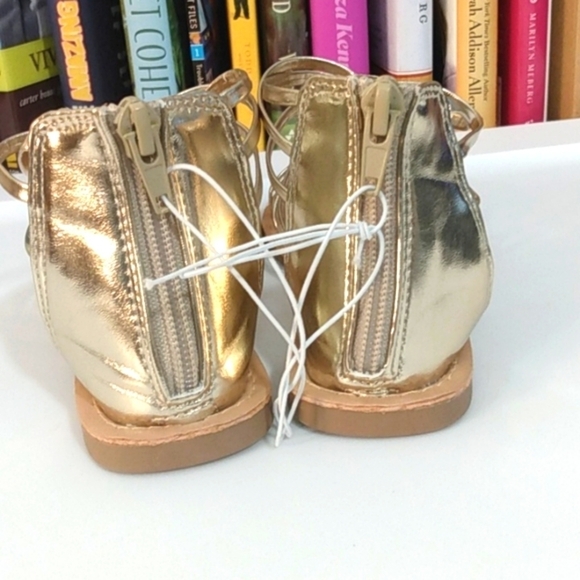 SELF ESTEEM GIRLS METALLIC GOLD GLADIATOR SANDALS SIZE 1 NWT - Picture 3 of 9